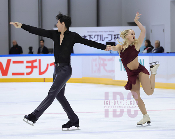 Lily Hensen & Nathan Lickers (CAN)