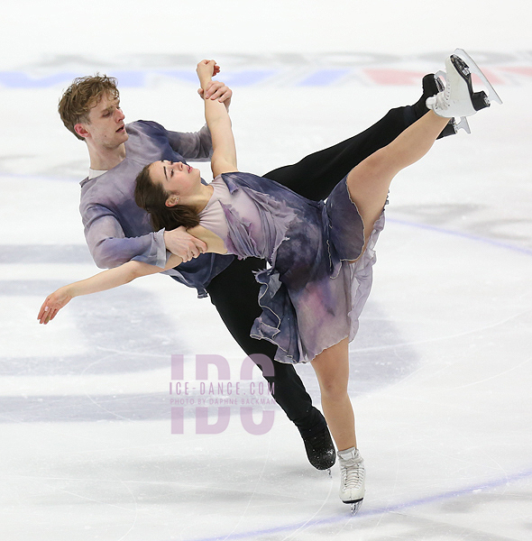 Isabella Flores & Linus Colmor Jepsen