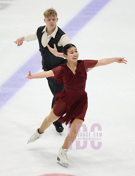 Charlotte Chung & Axel Mackenzie (SWE)