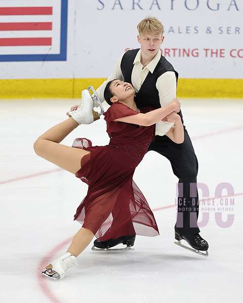 Charlotte Chung & Axel Mackenzie (SWE)
