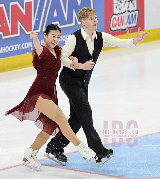 Charlotte Chung & Axel Mackenzie (SWE)
