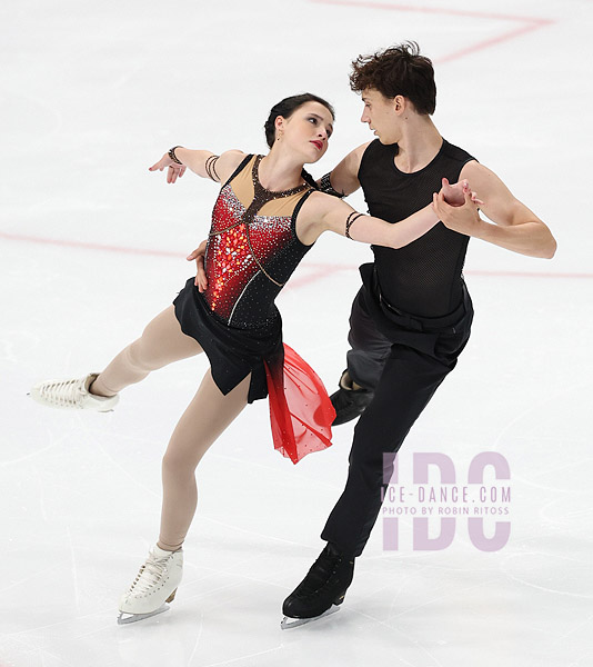 Jane Calhoun & Mark Zheltyshev (USA)