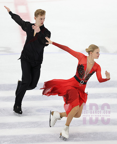 Mariia Nekhaeva & Dmytriy Kravchenko (ISR)