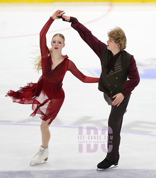 Annelise Stapert & Maxim Korotcov (USA)