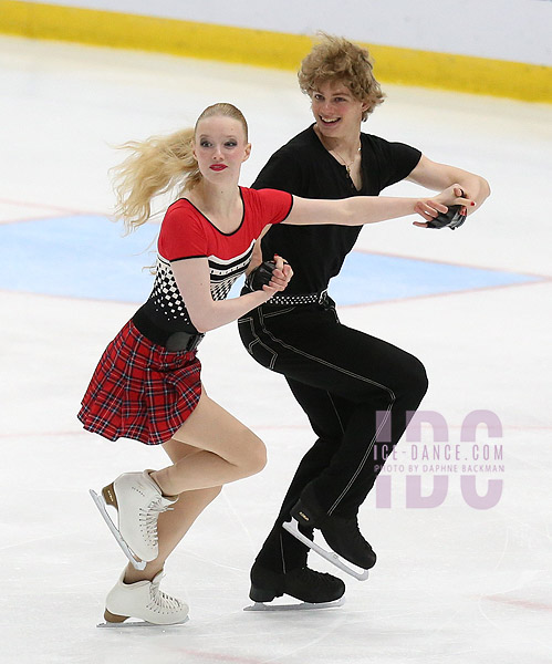 Annelise Stapert & Maxim Korotcov (USA)