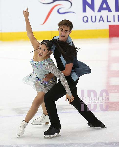 Athena Roberts & Eric Alis (ESP)
