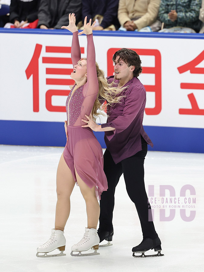 Alicia Fabbri & Paul Ayer (CAN)