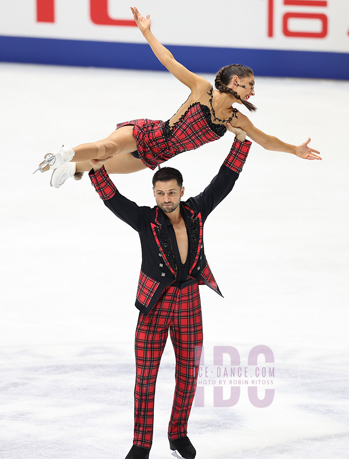 Lilah Fear & Lewis Gibson (GBR)