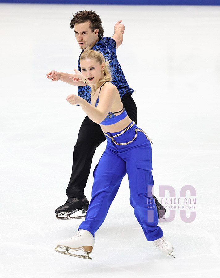 Alicia Fabbri & Paul Ayer (CAN)