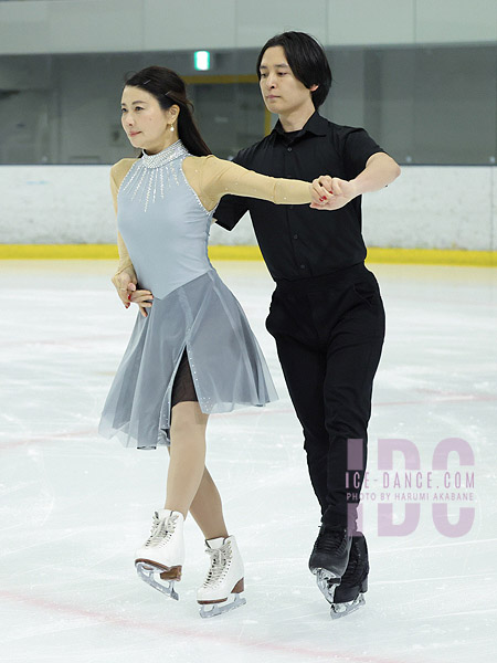 Akiko Maruyama & Kokoro Mizutani