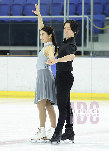 Akiko Maruyama & Kokoro Mizutani