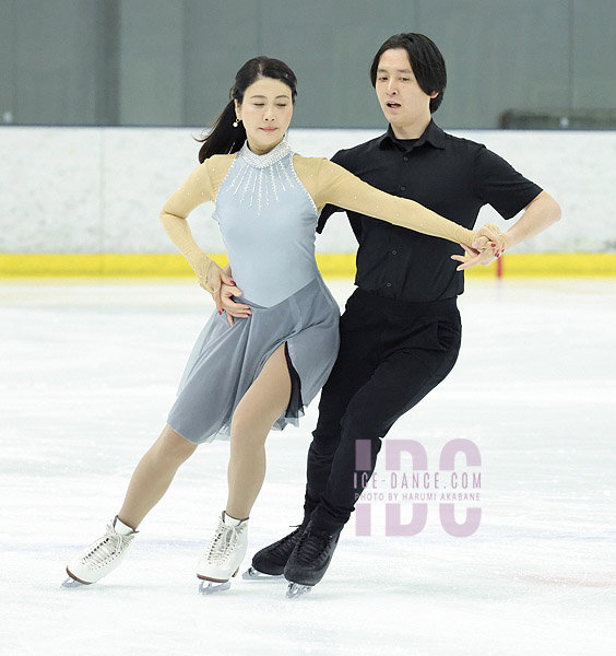 Akiko Maruyama & Kokoro Mizutani