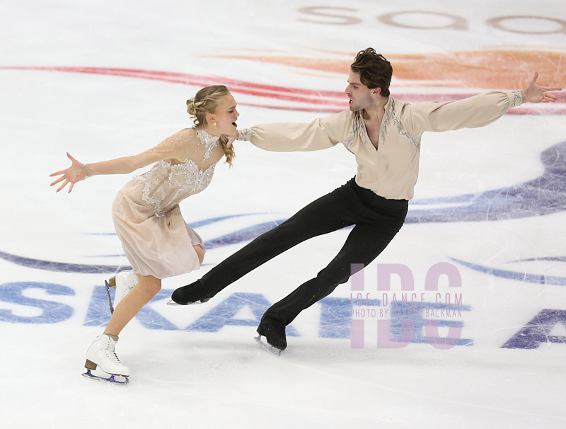 Phebe Bekker & James Hernandez (GBR)