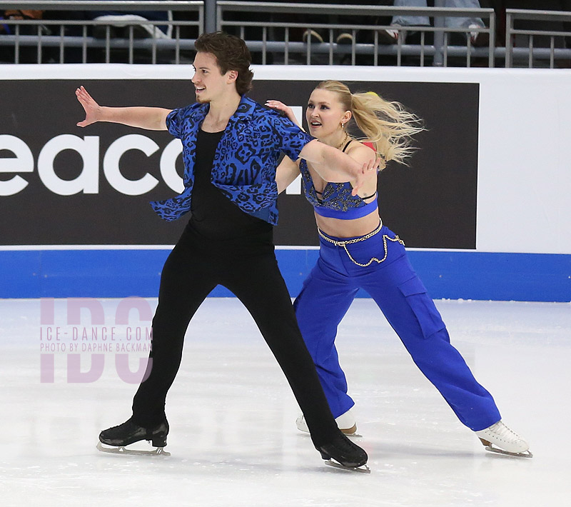 Alicia Fabbri & Paul Ayer (CAN)