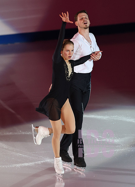 Alisa Efimova & Misha Mitrofanov