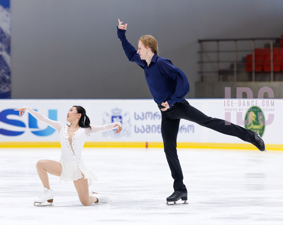 Maxine Weatherby & Oleksandr Kolosovskyi (AZE)
