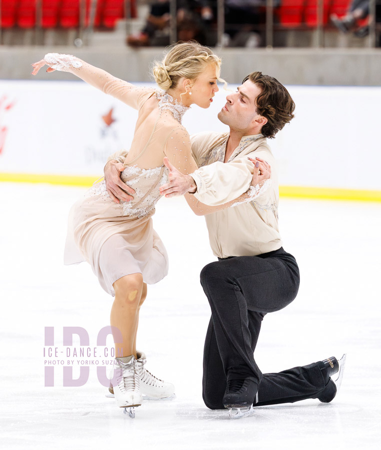 Phebe Bekker & James Hernandez (GBR)