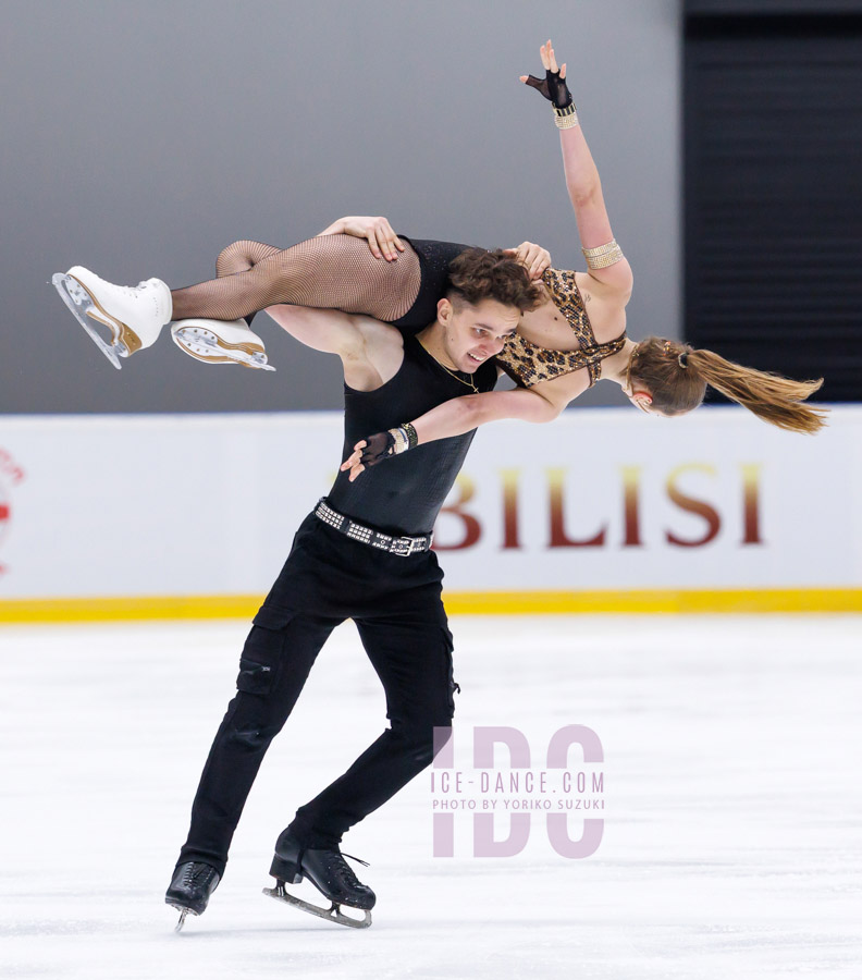 Sofiia Dovhal & Wiktor Kulesza (POL)