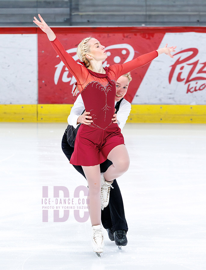 Cilla Laine & Urho Reina (FIN)