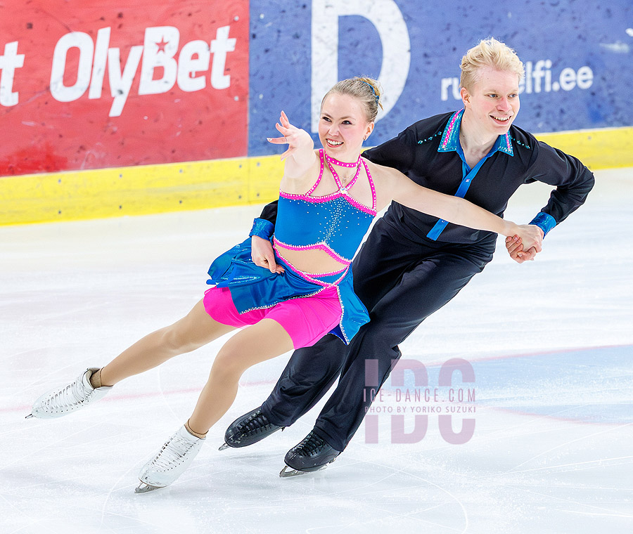 Iris Lahti & Oskari Liedenpohja  (FIN)