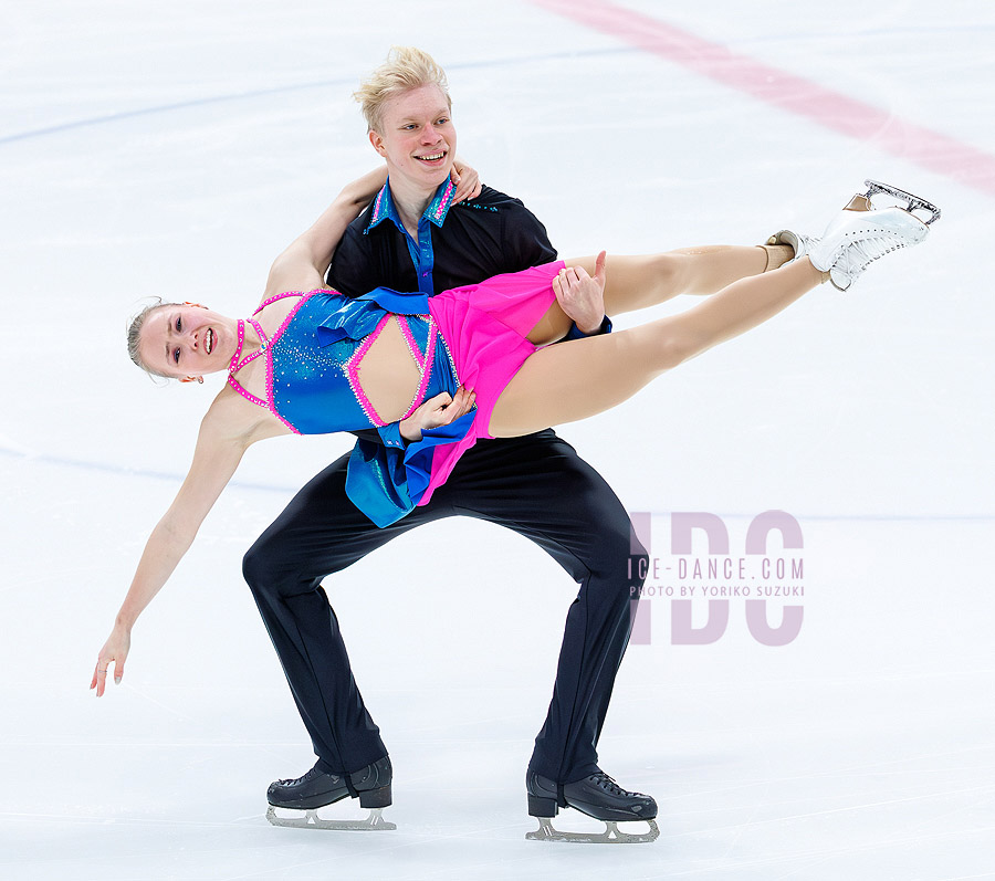 Iris Lahti & Oskari Liedenpohja  (FIN)