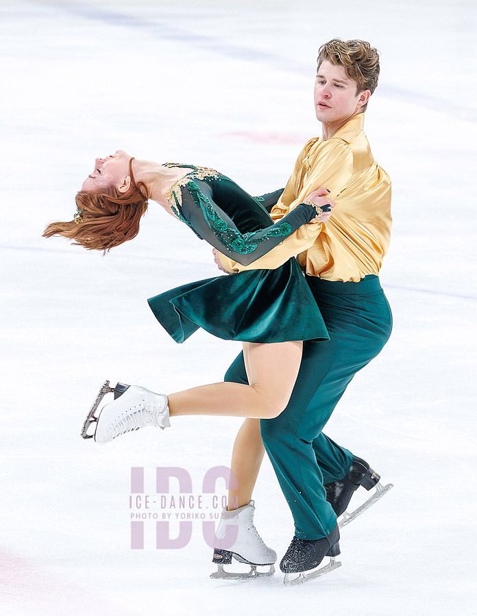 Carolane Soucisse & Shane Firus (IRL)