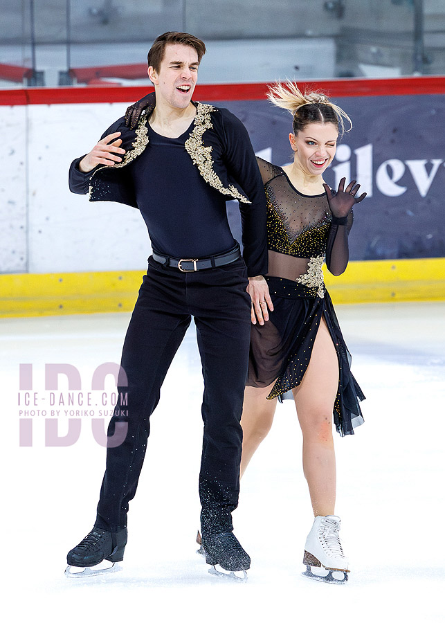 Victoria Manni & Carlo Roethlisberger (ITA)