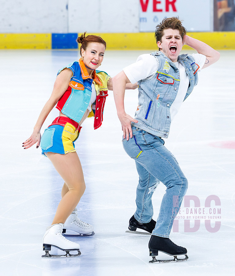 Carolane Soucisse & Shane Firus (IRL)