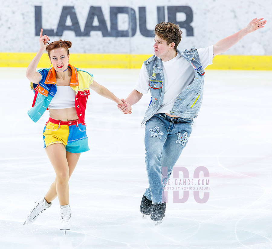 Carolane Soucisse & Shane Firus (IRL)