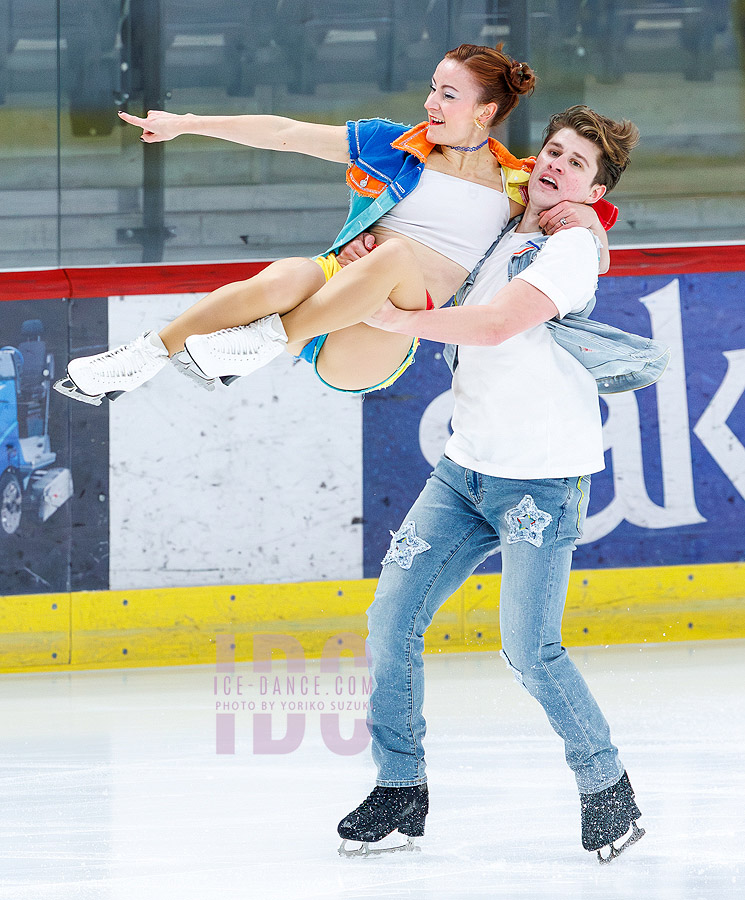 Carolane Soucisse & Shane Firus (IRL)