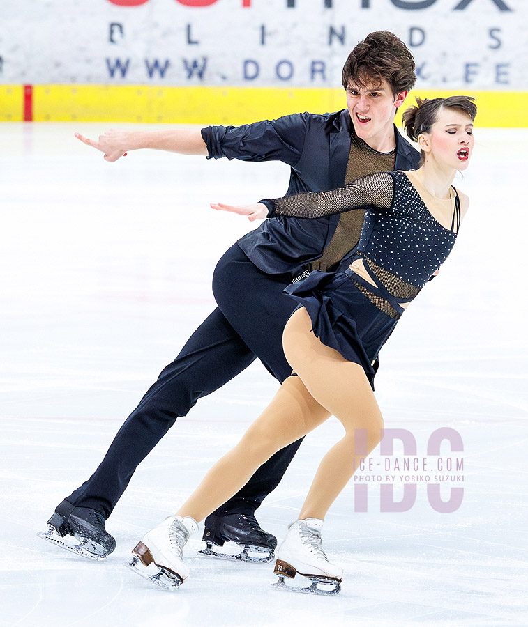 Lilia Schubert & Nikita Remeshevskiy (GER)