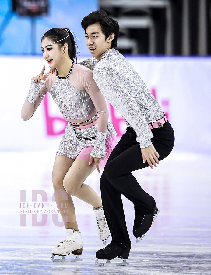 Nuoyi Wang & Junqi Zhao