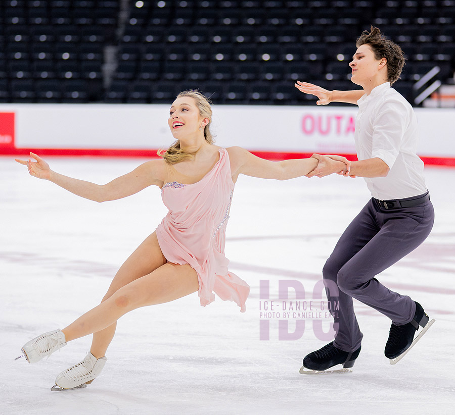 Summer Homick & Nicholas Buelow