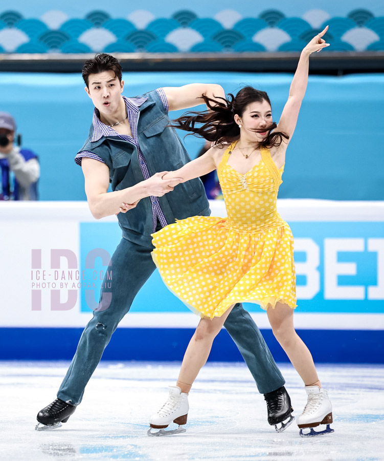 Shiyue Wang & Xinyu Liu (CHN)