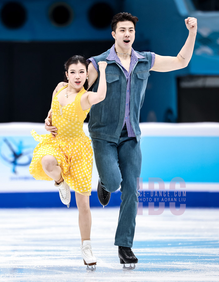 Shiyue Wang & Xinyu Liu (CHN)