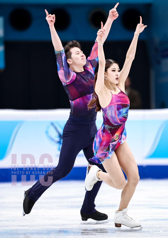 Zixi Xiao & Linghao He (CHN)