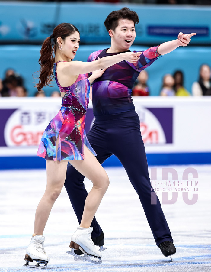 Zixi Xiao & Linghao He (CHN)
