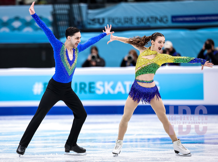 Gaukhar Nauryzova & Boyisangur Datiev (KAZ)