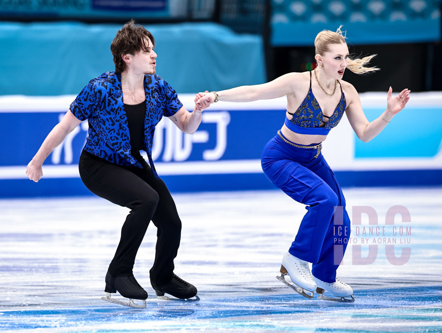 Alicia Fabbri & Paul Ayer (CAN)