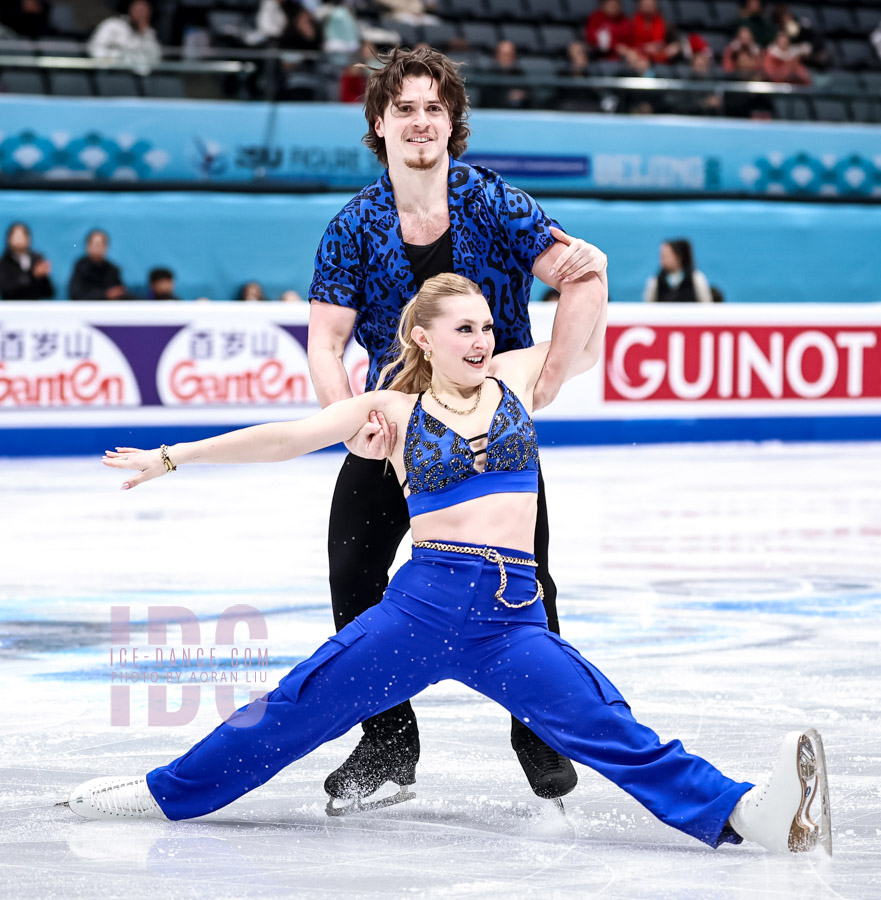 Alicia Fabbri & Paul Ayer (CAN)