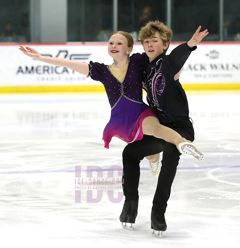 Chloe Abendroth & Jami Beck