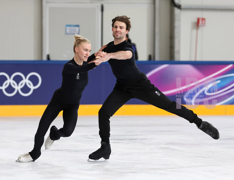 Phebe Bekker & James Hernandez (GBR)