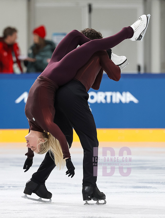 Piper Gilles & Paul Poirier (CAN)