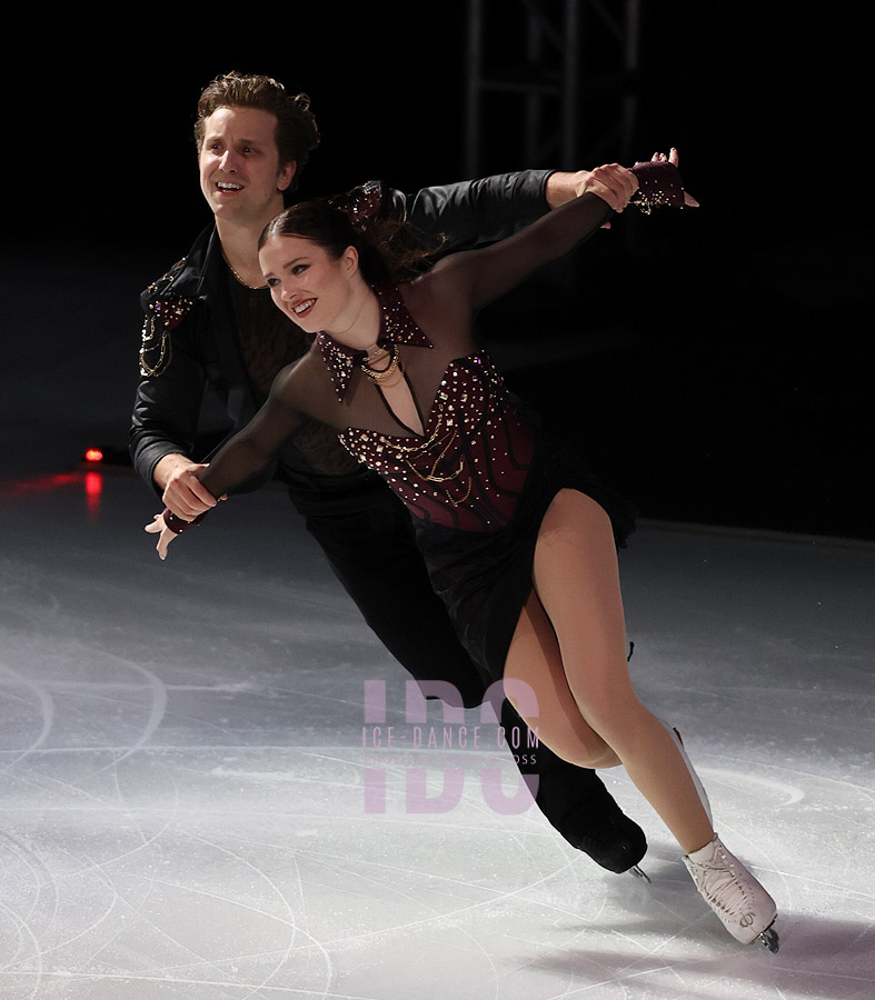 Christina Carreira & Anthony Ponomarenko