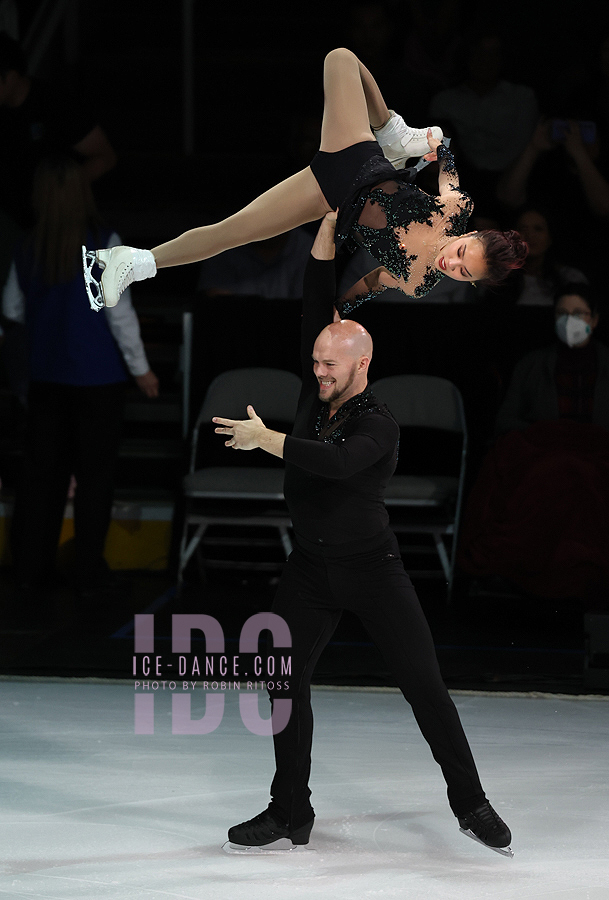 Ellie Kam & Danny O'Shea