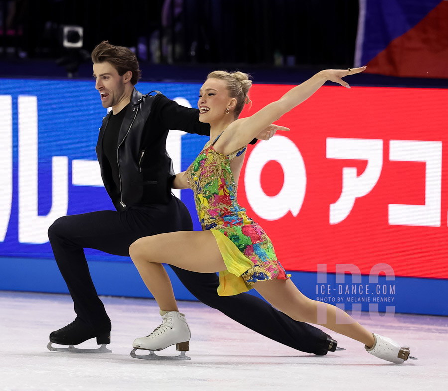 Phebe Bekker & James Hernandez (GBR)