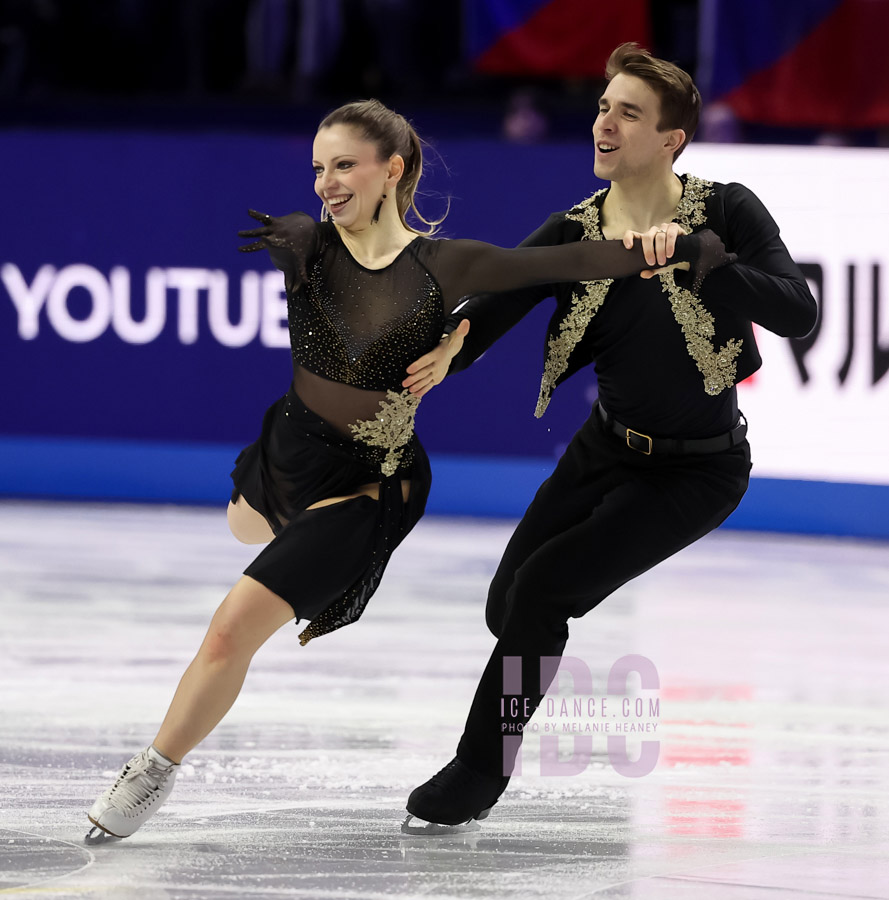 Victoria Manni & Carlo Roethlisberger (ITA)