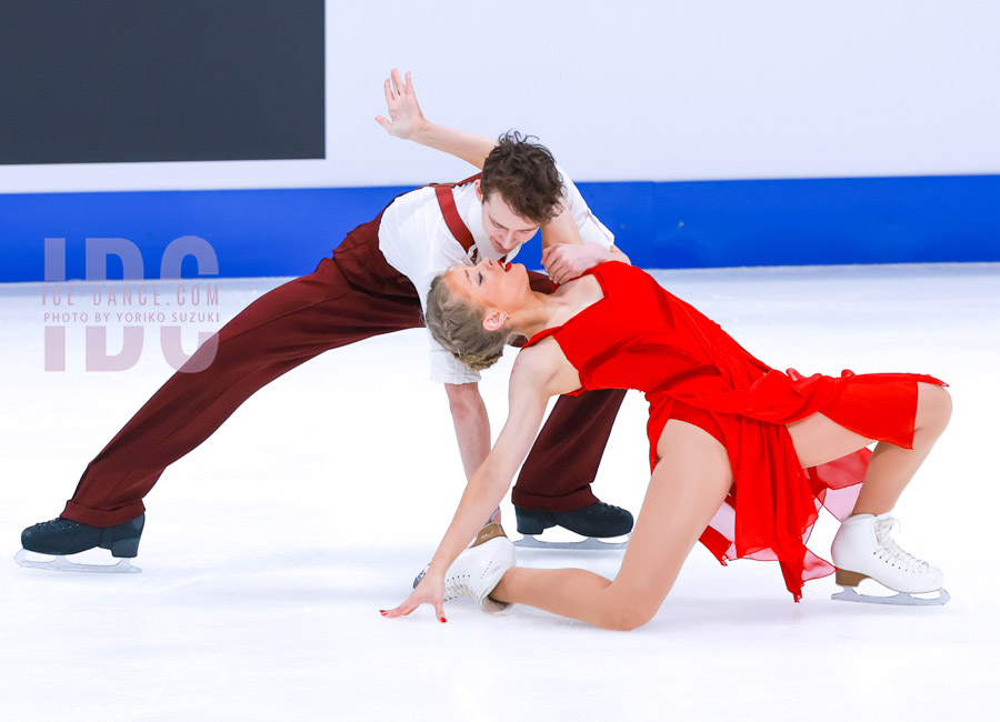 Mimi Marler Davies & Joseph Black (GBR)