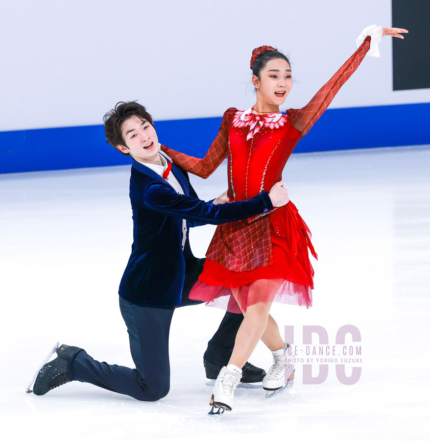 Yuxuan Xing & Han Wan Chau (HKG)