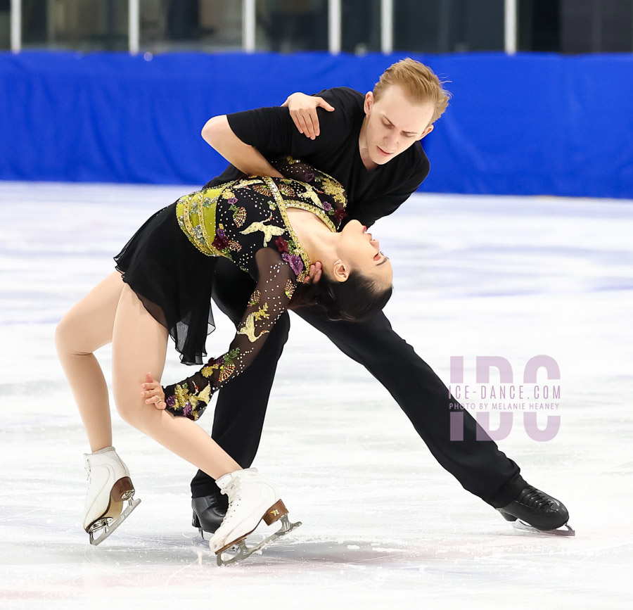 Maxine Weatherby & Oleksandr Kolosovskyi
